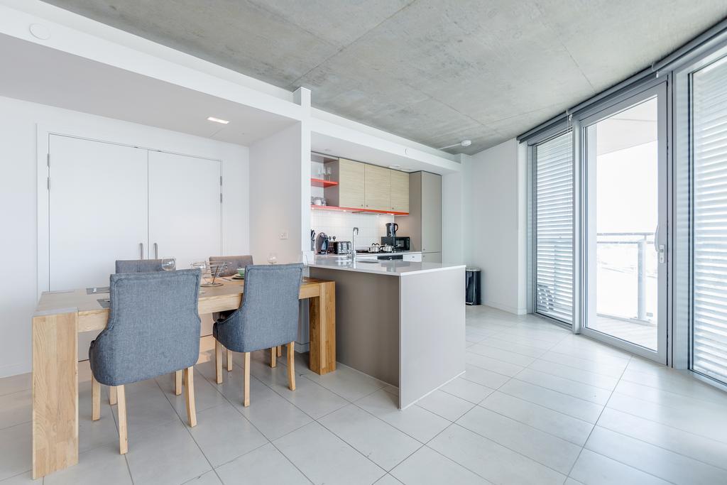 Royal Docks Penthouse Apartment Лондон Екстериор снимка