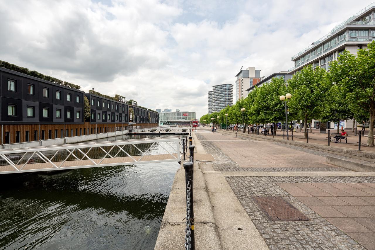 Royal Docks Penthouse Apartment Лондон Екстериор снимка