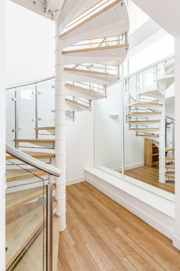 Royal Docks Penthouse Apartment Лондон Екстериор снимка